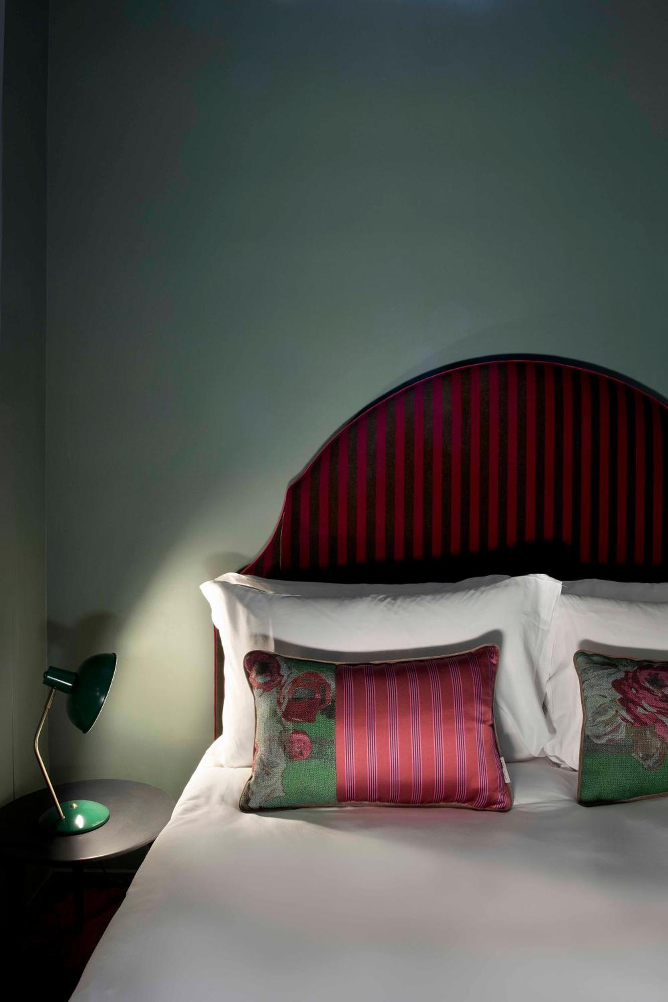 Agora' - Boutique Aparthotel *