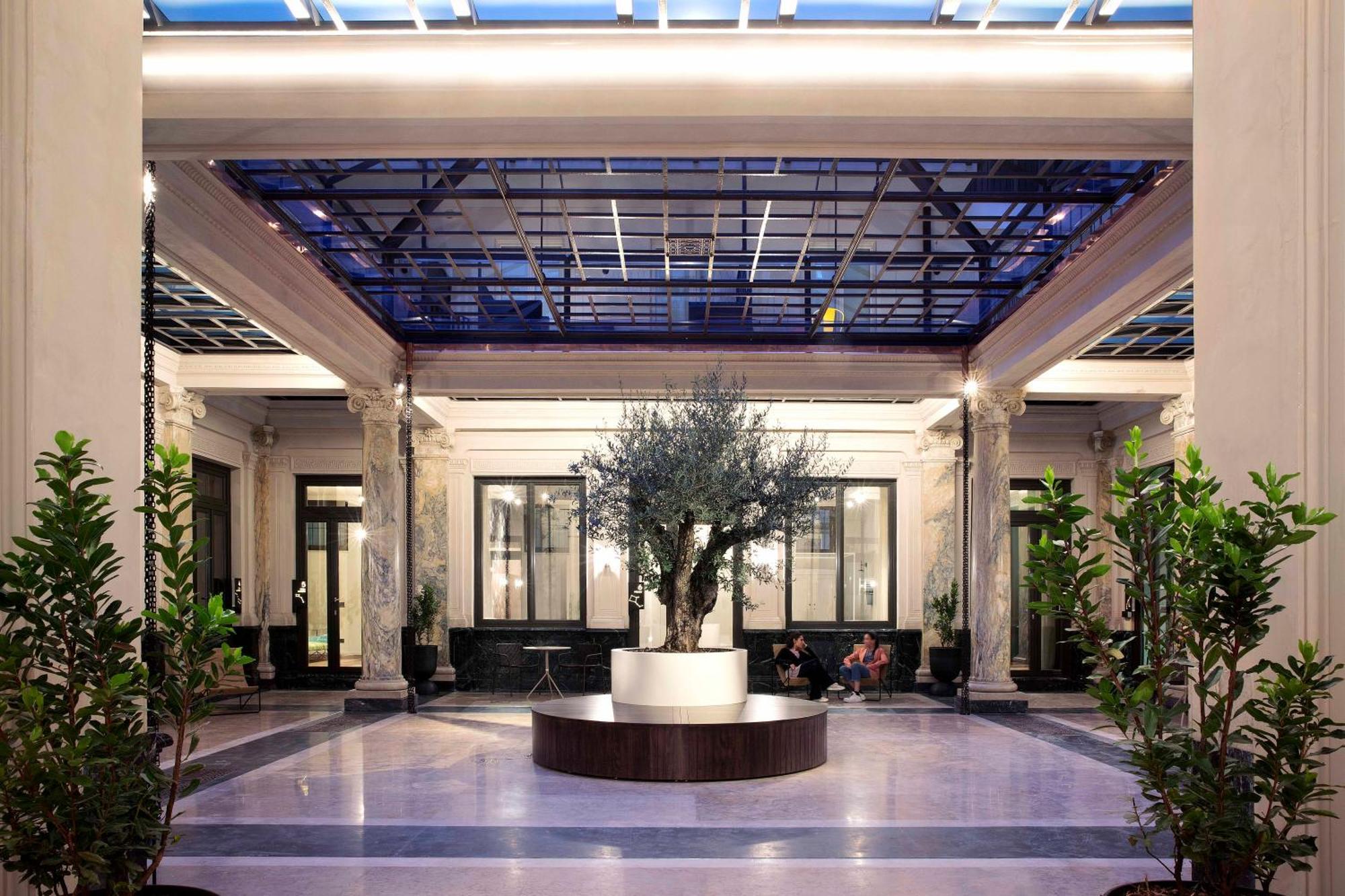 Agora' - Boutique Turin